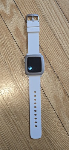 Pebble smart watch 501 - pebble,