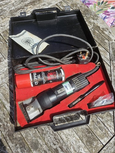Liveryman arena clippers - liveryman, with