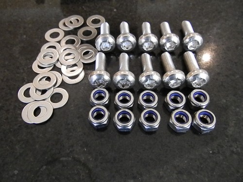 Land rover defender torx - rover,