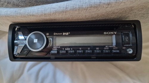 Bnwt sony bluetooth dab - bnwt,