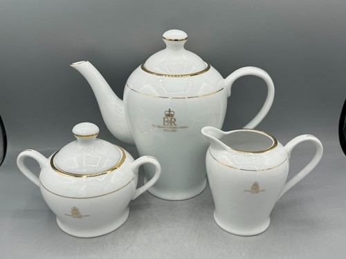 Eiir elizabeth queen s - eiir, queen's