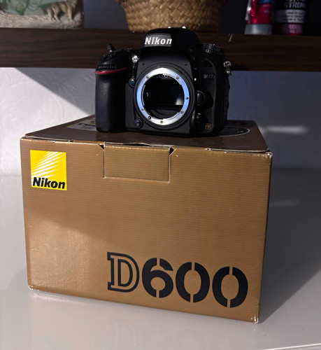 Nikon d600 3mp - 24.3mp, slr