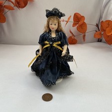 1:12 Scale Victorian Lady Doll in Navy & Black Lace Dress – Dollhouse Miniature