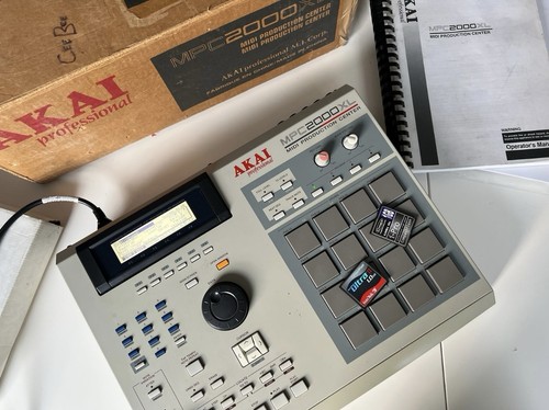 Akai professional mpc2000xl - akai,