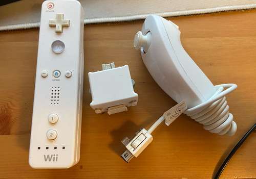 White wii controller - white, with