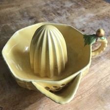 Rare Vintage Carlton Ware Yellow Buttercup Citrus Squeezer 1935-1961