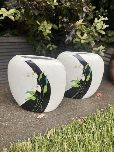 Vintage 80s postmodern flat - vintage,