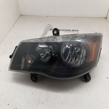CARAVAN   2016 Headlight