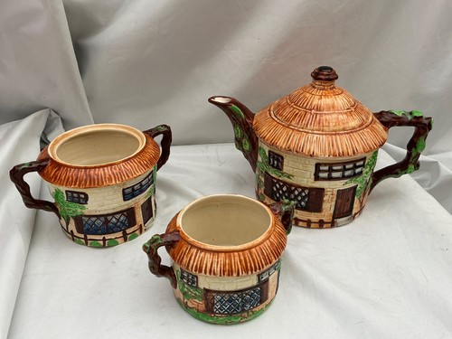 Vintage beswick cottage - beswick, ware