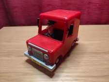 Postman Pat Pat 1 Royal Mail Large Scale Van 2003 with Pat Figure