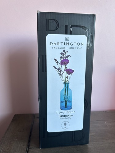 Dartington flower glass - flower, bottle