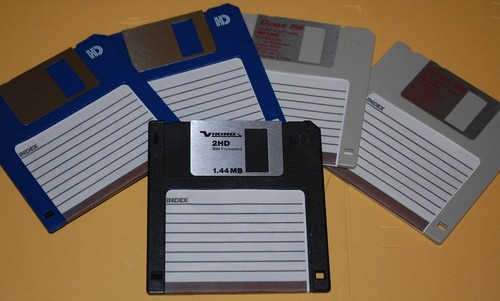 Single floppy disk 5 inch - floppy,