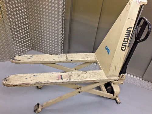 Pallet truck crown 2300kg high - truck,