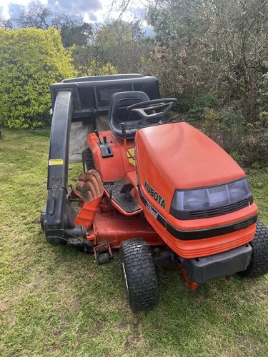 G1700 kubota with collector - g1700,