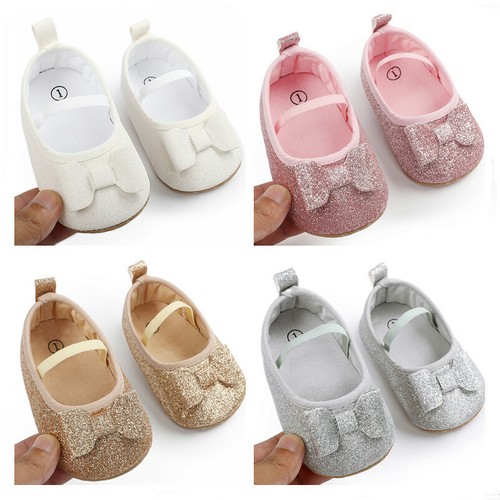 Newborn baby girl - baby, shoes