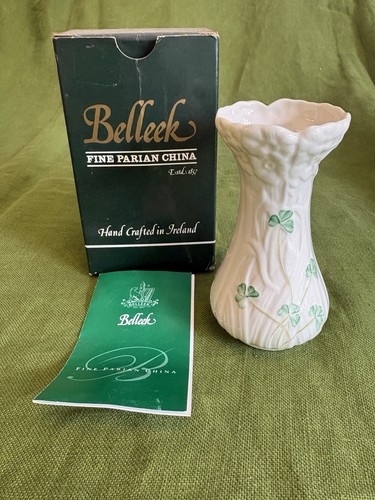 Belleek ireland daisy spill - belleek,
