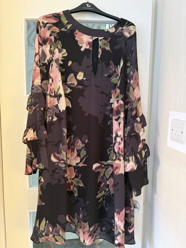 Lovely ladies dress size by - ladies, 24