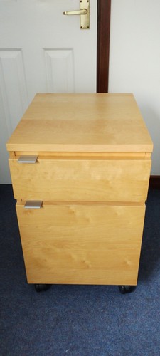 Ikea effectiv wheeled desk - ikea,