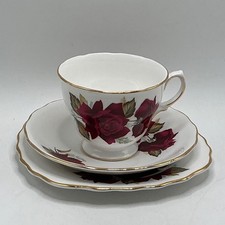 BONE CHINA ROYAL VALE DARK RED