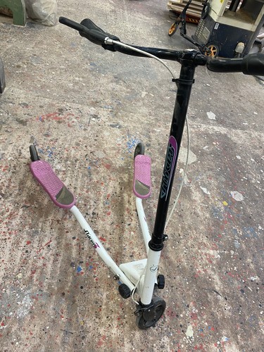 Flicker scooter - y,