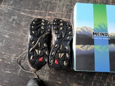 Never Worn Size 8 Mens Respond GTX (R) Meindl Gore-Tex Walking Shoes