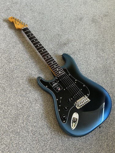 Left handed fender american - left,