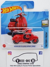 Hot Wheels Vespa 90 SS Super