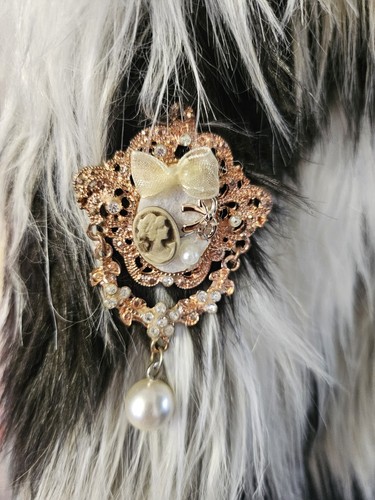 Vintage style cameo - vintage, bow