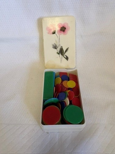 Box vintage plastic gaming - box,