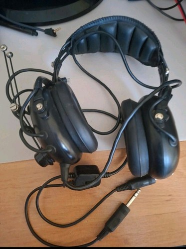 Flightcomm pilots headset - flightcomm,
