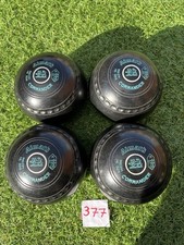 ALMARK COMMANDER LAWN BOWLS