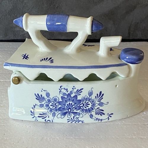Vintage porcelain flat - vintage,