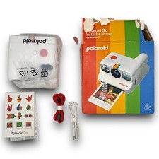 Polaroid Go Instant Camera Gen 2 Clip Bundle – White – Open Box