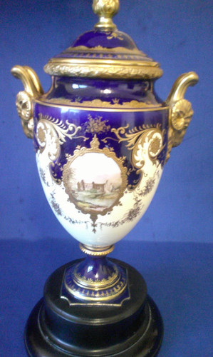 Stunning antique coalport vase - stunning,