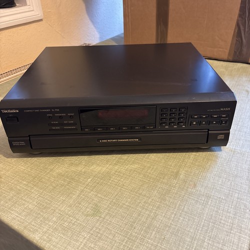 Technics compact disc changer - compact,