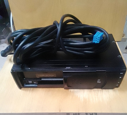 Disc multi changer uart - disc,
