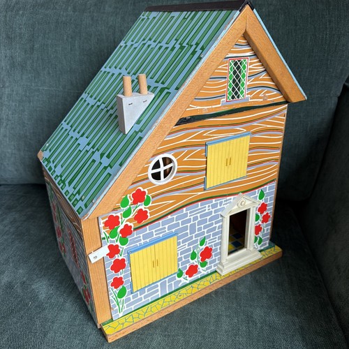 Rare dolls house vintage - rare,