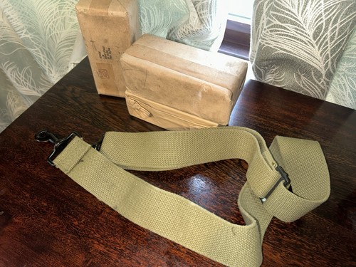 Army straps possibly airborne - straps,