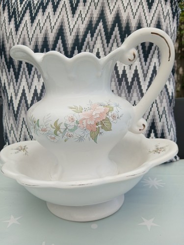 Large vintage ceramic floral - ,