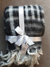 Next MONO CHECK CHARCOAL THROW