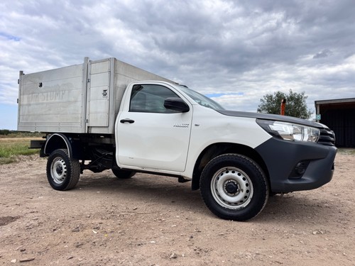 2019 toyota hilux 4x4 - hilux,