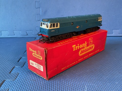 Triang r357 class diesel - r357, 31