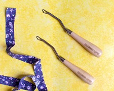 Latch Hook Quality Wooden -