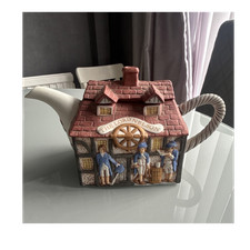 Christopher wren pub teapot - wren,