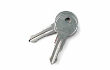 2 x Thule + Halfords Car Roof