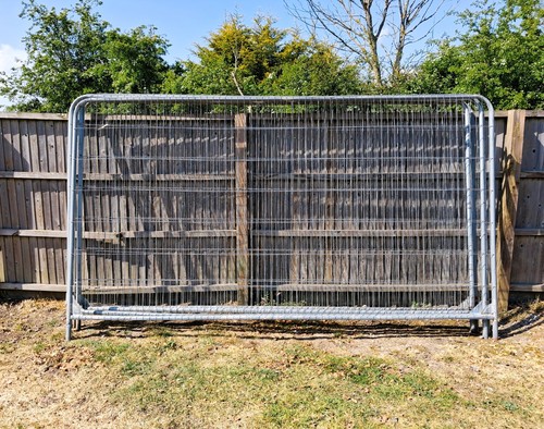 Heras fence panels