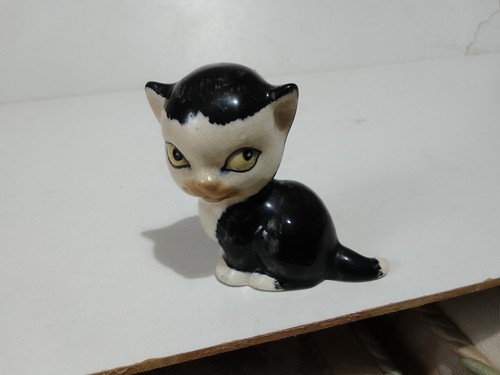 Cat ornament small vintage - ornament,