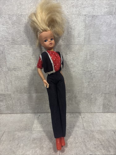 Vintage sindy doll 2gen - sindy, 1077