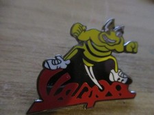 vespa  scooter  badge