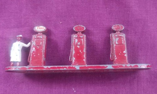 Lesney matchbox esso - lesney, petrol